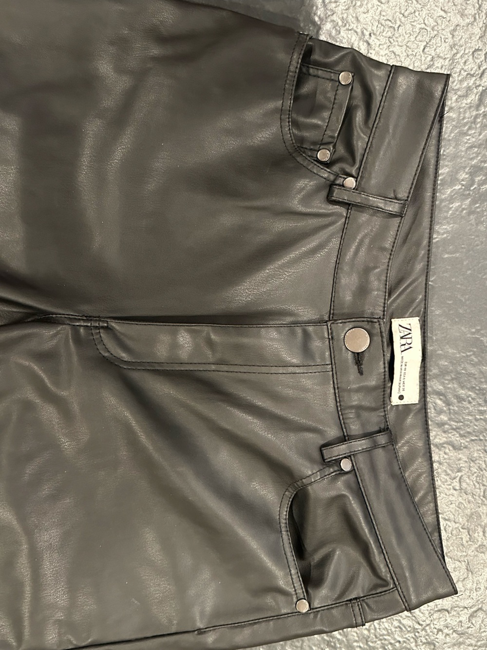 Zara Black Faux Leather Pants - Picture 2 of 7